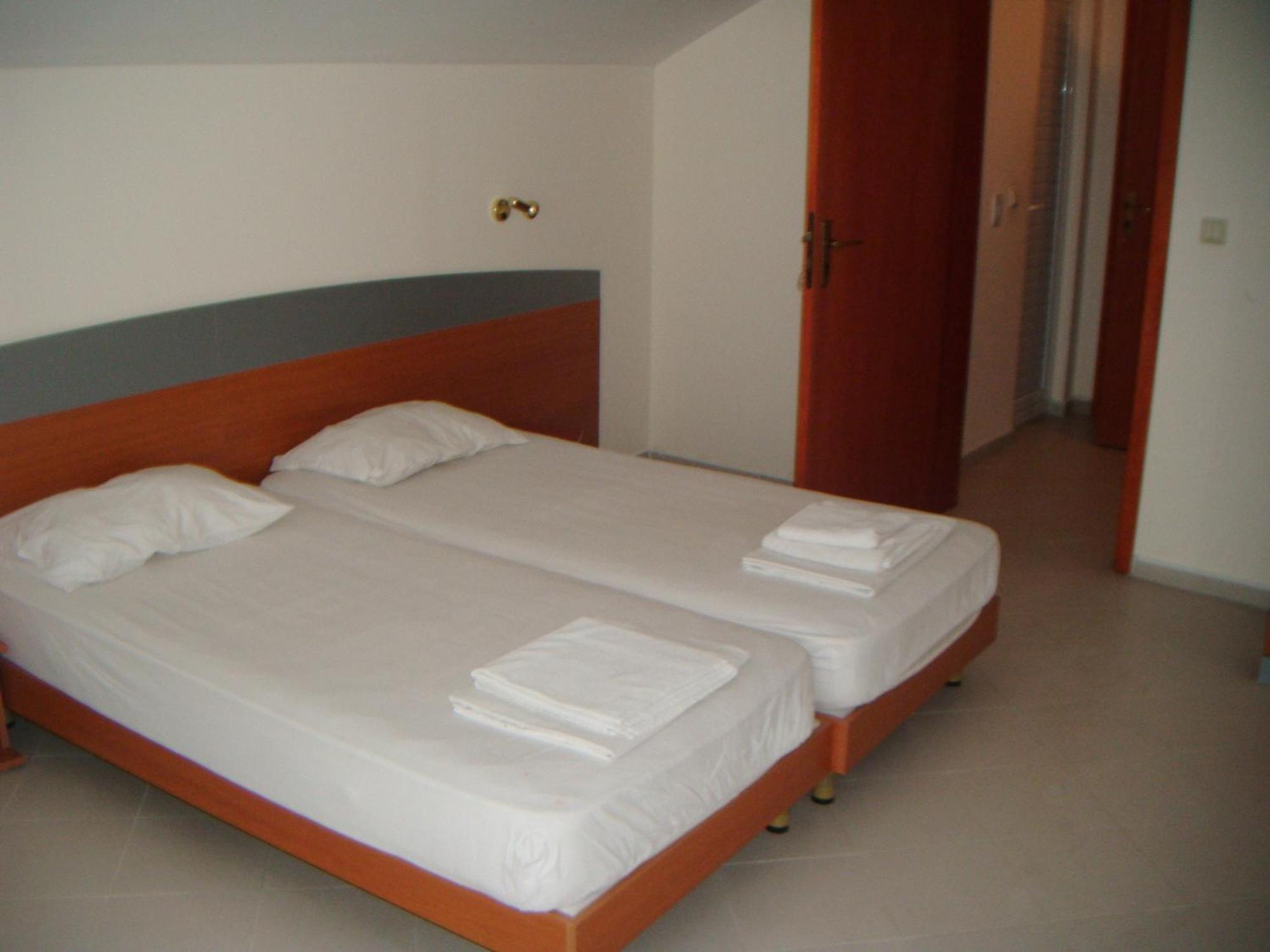 Hotel Babeva Sveti Vlas Exterior foto